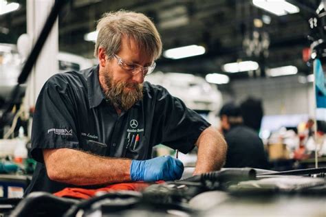 mercedes technician salary|More.